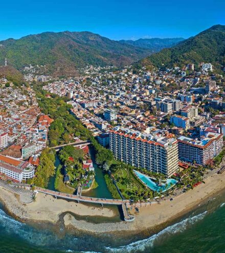 Puerto Vallarta most popular neighborhoods