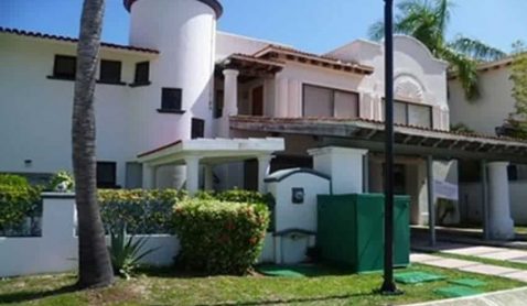 Subasta gubernamental de propiedades inmobiliarias confiscadas