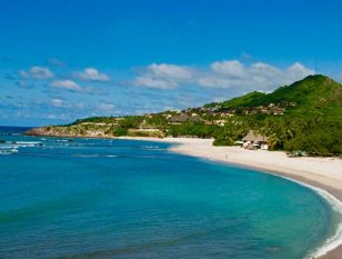 Playa La Lancha Re-abierta para el público