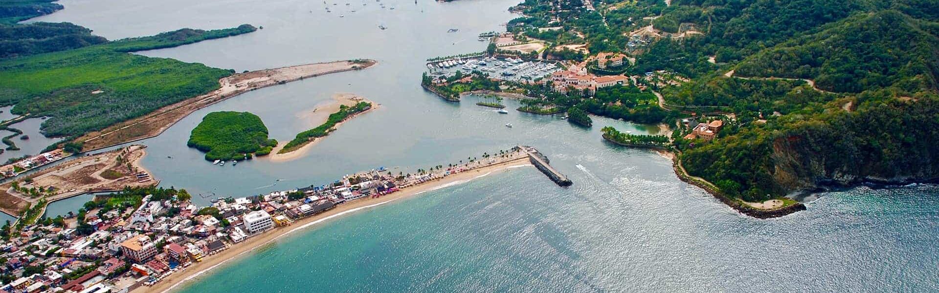 Barra de Navidad Real Estate